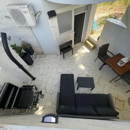 Seaesta Holiday- Modern *