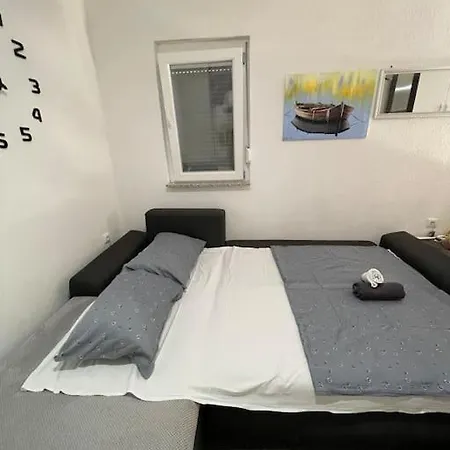 Seaesta Holiday- Modern Apartment Trogir